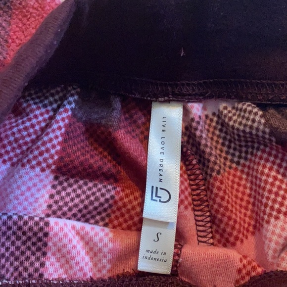 Live Live Dream fleece pajama bottoms. - Picture 4 of 4